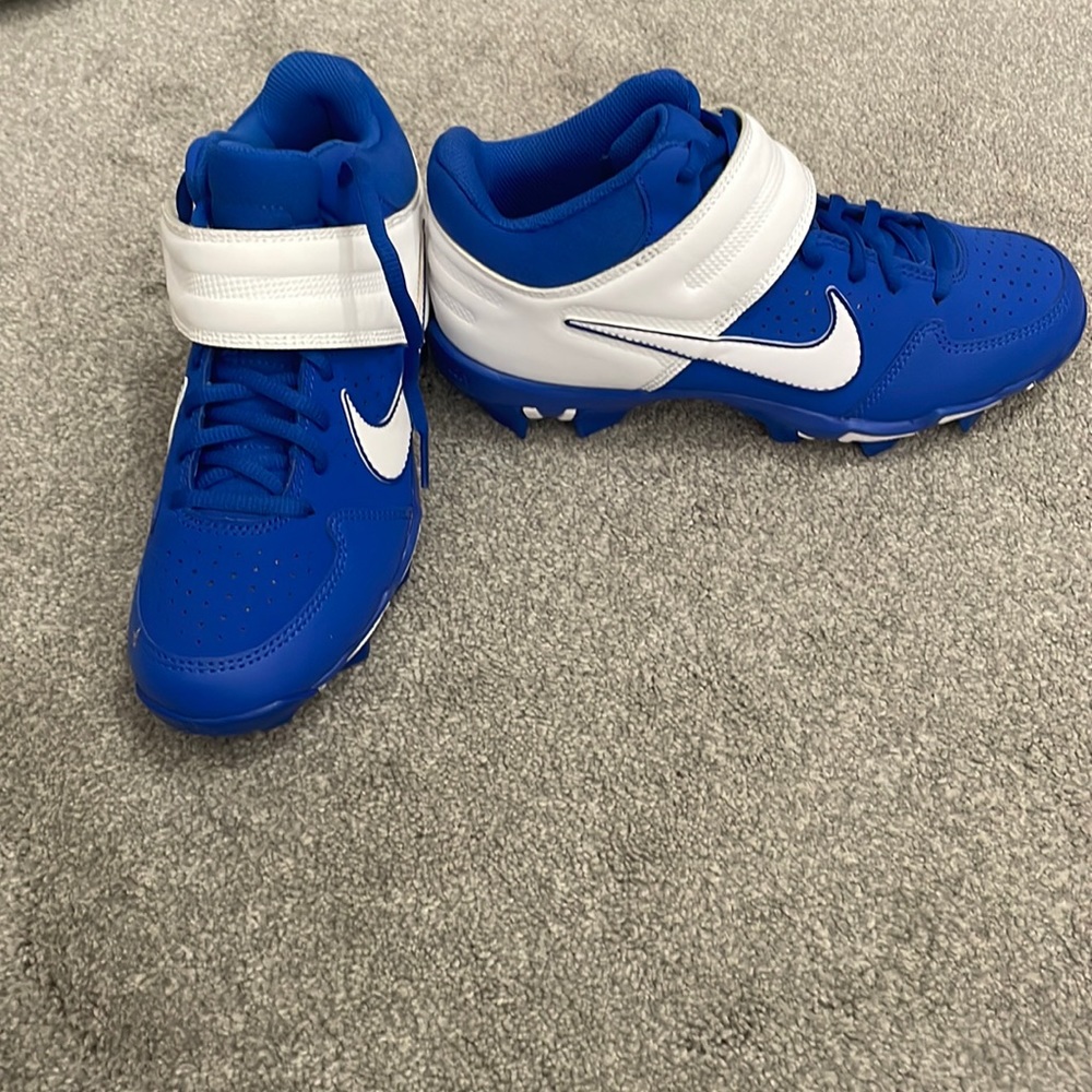 Youth softball Cleats Nike